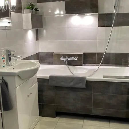 Bielany Apartment *